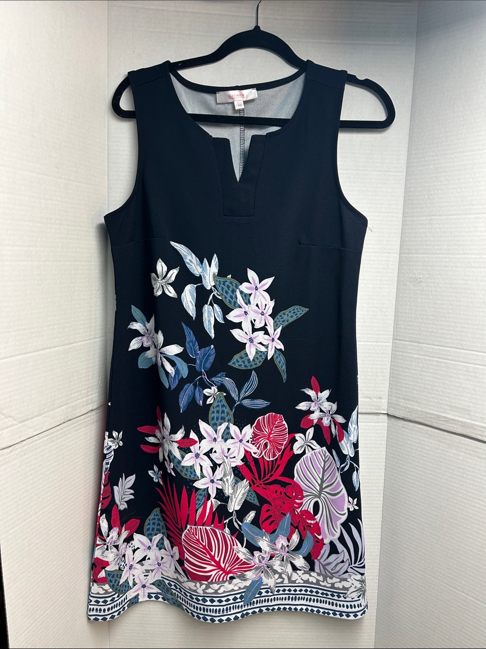 Le Grenier Sleeveless Black Floral Shift Dress - Bold Pink & White Print size S